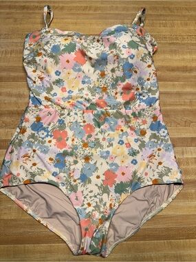 Hermoza One Piece Swimsuit Women's Size 12 Bathing Suit Floral see pic